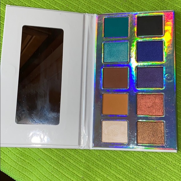 Crown Pro Palette - Picture 4 of 5